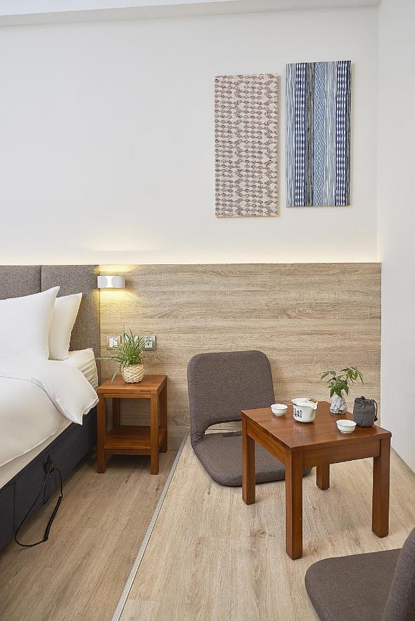 Hotel Z Тайчжун Экстерьер фото