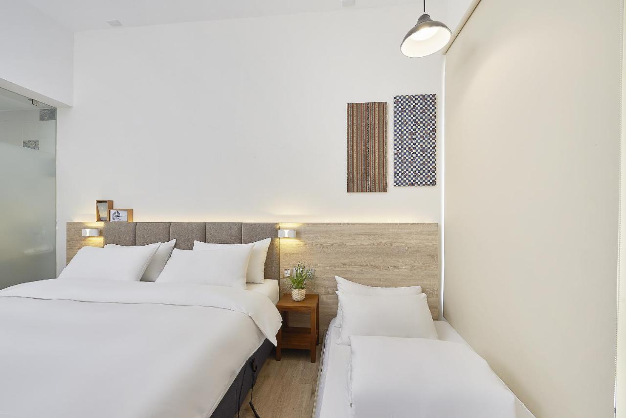 Hotel Z Тайчжун Экстерьер фото