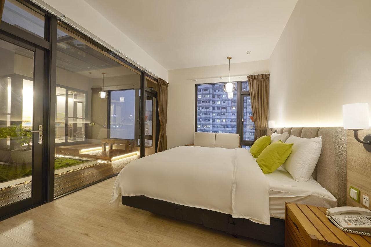 Hotel Z Тайчжун Экстерьер фото